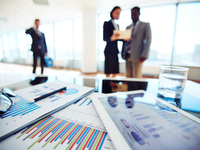 Why Every Business Needs Access to Skilled Commercial Lawyers